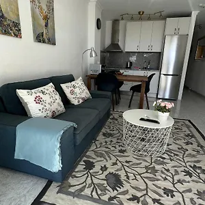 Sunny Tanife By Yumbo Appartement
